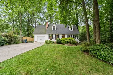 113 Brookleigh Ct, Trinity, NC 27370