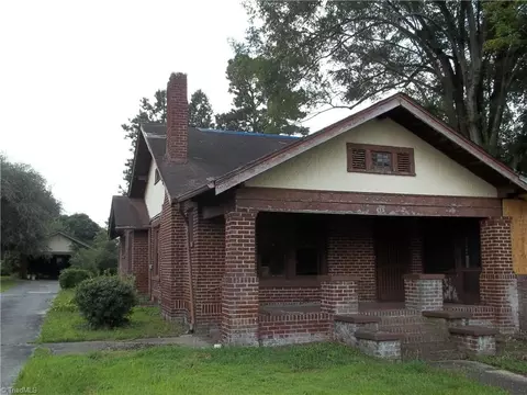 415 Main St, Thomasville, NC 27360