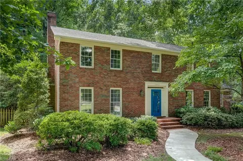 3802 Round Hill Rd, Greensboro, NC 27408