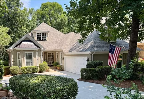 53 Kinglet Cir, Greensboro, NC 27455