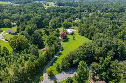 3433 Rolling Rd, High Point, NC 27265 photo 29