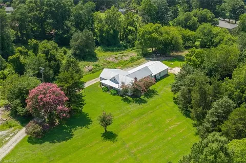 3433 Rolling Rd, High Point, NC 27265 photo 30