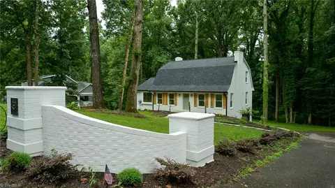 145 Ivy Cir, Elkin, NC 28621
