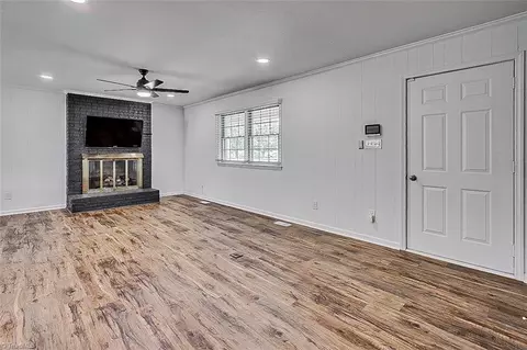 1018 Robert Ln, Archdale, NC 27263 photo 2