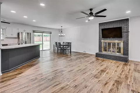 1018 Robert Ln, Archdale, NC 27263 photo 4