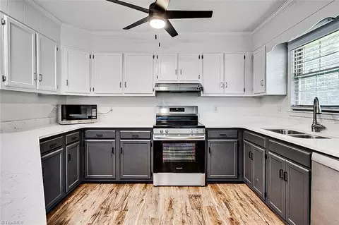 1018 Robert Ln, Archdale, NC 27263 photo 10