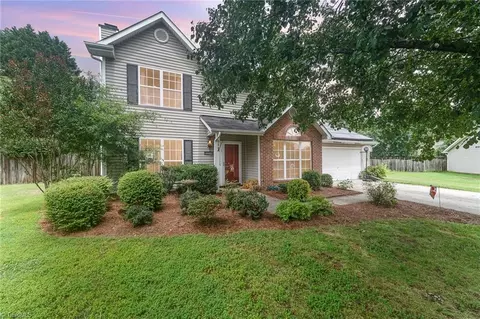 130 Birch Hill Ct, Kernersville, NC 27284