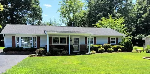 1210 Ellerbe Ct, Eden, NC 27288