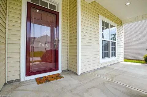 Exterior - 6410 Hedgewood Ln, High Point, NC 27265 photo 6 of 8