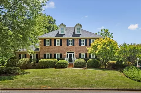 1060 Glousman Rd, Winston Salem, NC 27104