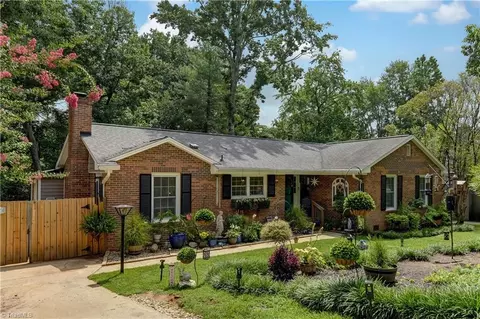 4400 Kingsland Dr, Greensboro, NC 27455