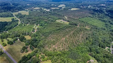 000 Nc Highway 770, Eden, NC 27288