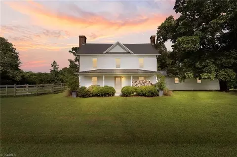 4298 Stewart St, Sophia, NC 27350