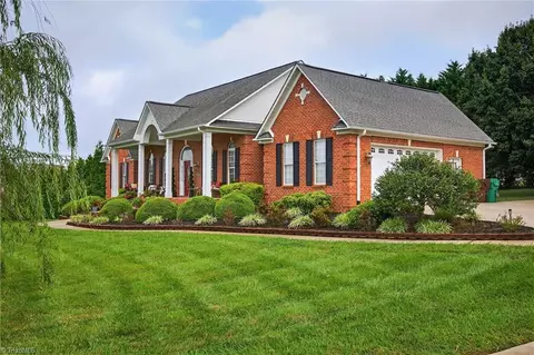 6902 Bridlewood Dr, Trinity, NC 27370 photo 11