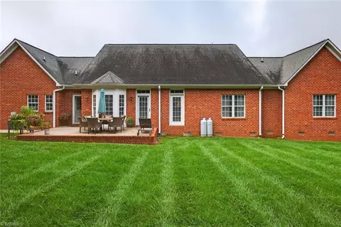 6902 Bridlewood Dr, Trinity, NC 27370 photo 42