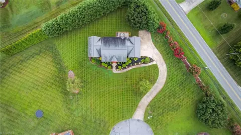 6902 Bridlewood Dr, Trinity, NC 27370 photo 45