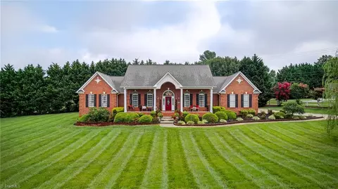 6902 Bridlewood Dr, Trinity, NC 27370 photo 10