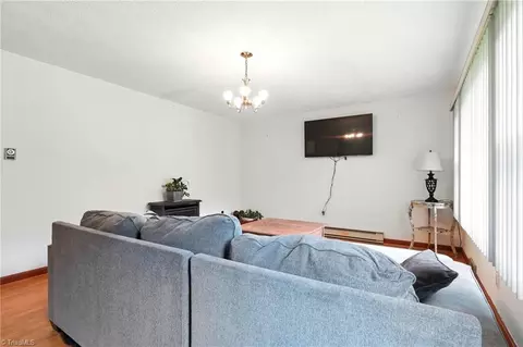 Living - 668 Williams Rd, Advance, NC 27006 photo 3 of 4