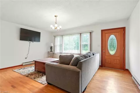 Living - 668 Williams Rd, Advance, NC 27006 photo 1 of 4