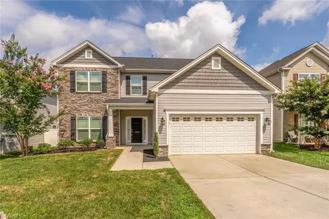 718 Breeders Cup Dr, Whitsett, NC 27377