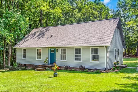 511 Cabaret Rd, Mcleansville, NC 27301