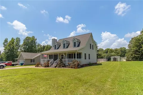 260 Tanglebrook Trl, Eden, NC 27288