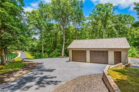 4725 Hearthside Dr, Trinity, NC 27370 photo 38