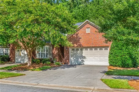 111 Wentworth Dr S, Mocksville, NC 27028