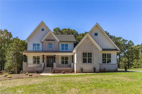 101 Jasper Ct, King, NC 27021