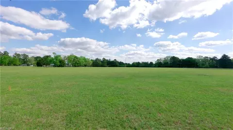 1840 Us Highway 1 # D, Cameron, NC 28326