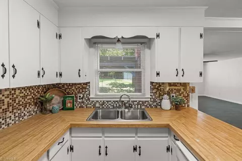 131 Barwood Ter, Trinity, NC 27370 photo 14