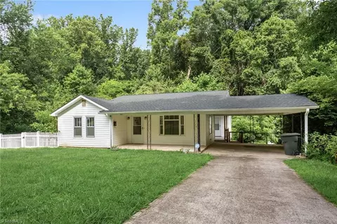 301 Lloyd St, Eden, NC 27288