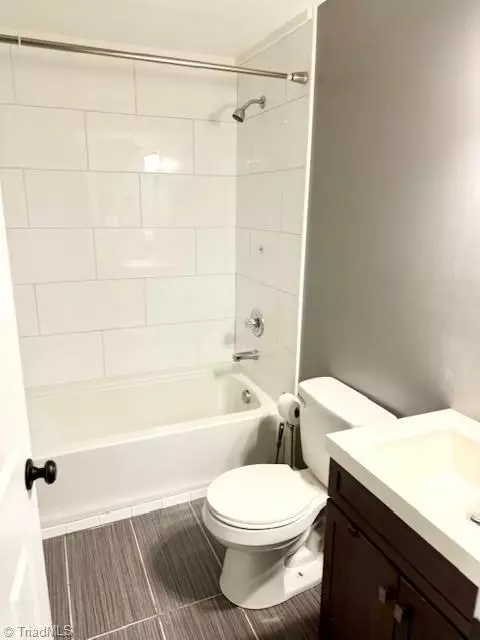 Bath - 3716 Rolling Rd, High Point, NC 27265 photo 5 of 5