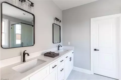 Bath - 112 Emerald Ct, Trinity, NC 27370 photo 1 of 4