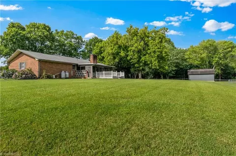 826 Meadowbrook Dr, King, NC 27021 photo 31