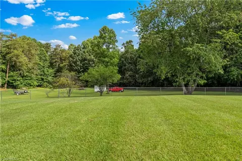 826 Meadowbrook Dr, King, NC 27021 photo 34
