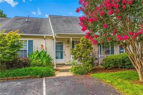 4224 Lake Brandt Rd, Greensboro, NC 27455