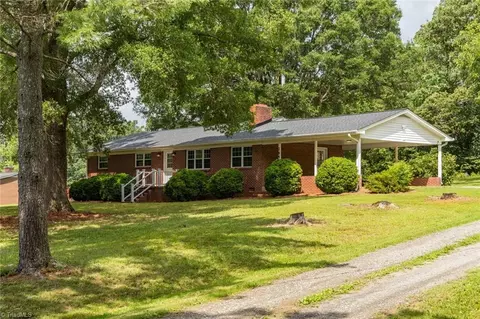 2852 Rural Hall-germanton Rd, Germanton, NC 27019