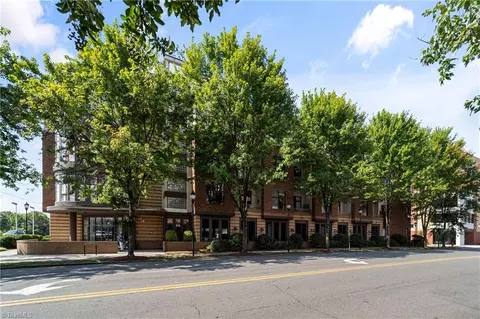 810 4th St W #304, Winston Salem, NC 27101