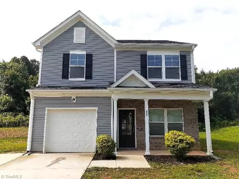 615 East St, Reidsville, NC 27320