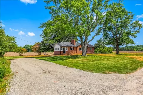 2404 Beulah Rd, Boonville, NC 27011