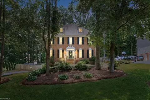 7625 Fording Bridge Rd, Kernersville, NC 27284
