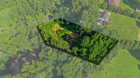 1911 Northbay Dr, Browns Summit, NC 27214