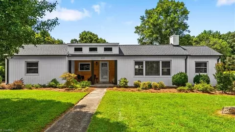 420 Swannanoa Ave E, Liberty, NC 27298