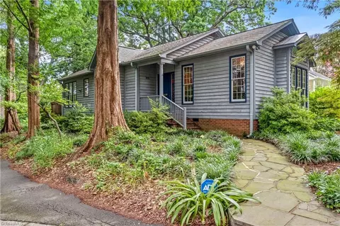 205 Cascade Ave W, Winston Salem, NC 27127