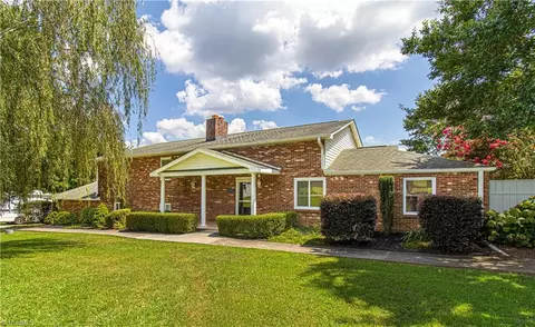 4692 Linville Ave, Kernersville, NC 27284