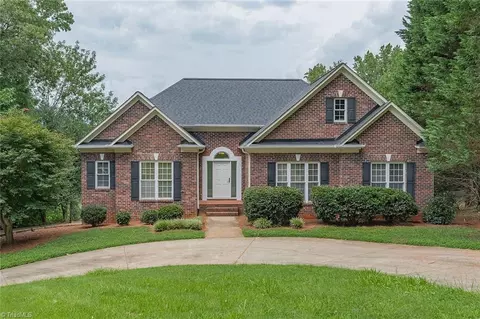 3910 Sagamore Dr, Greensboro, NC 27410