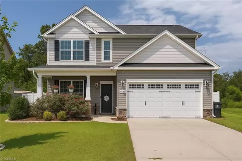 1967 Kippen Dr, Kernersville, NC 27284