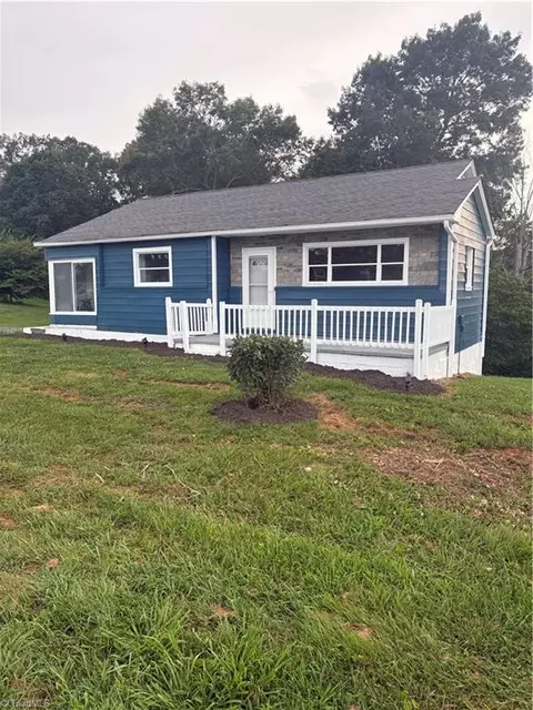 722 Cody Trl, Dobson, NC 27017