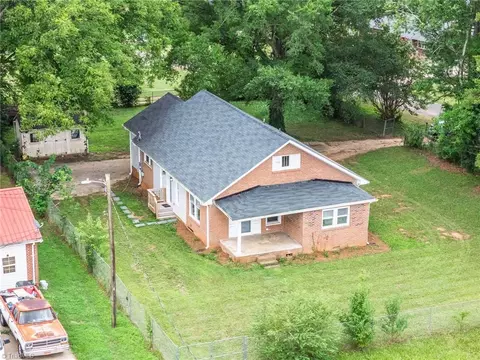 1003 Hawkinstown Rd, Salisbury, NC 28144
